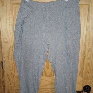 Gray Women's Capris